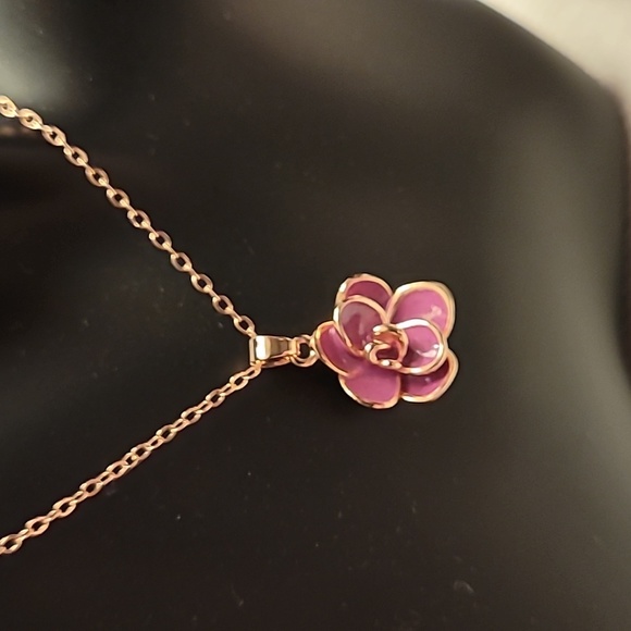 ROSE GOLD ENAMEL PINK FLOWER SET - Picture 2 of 4
